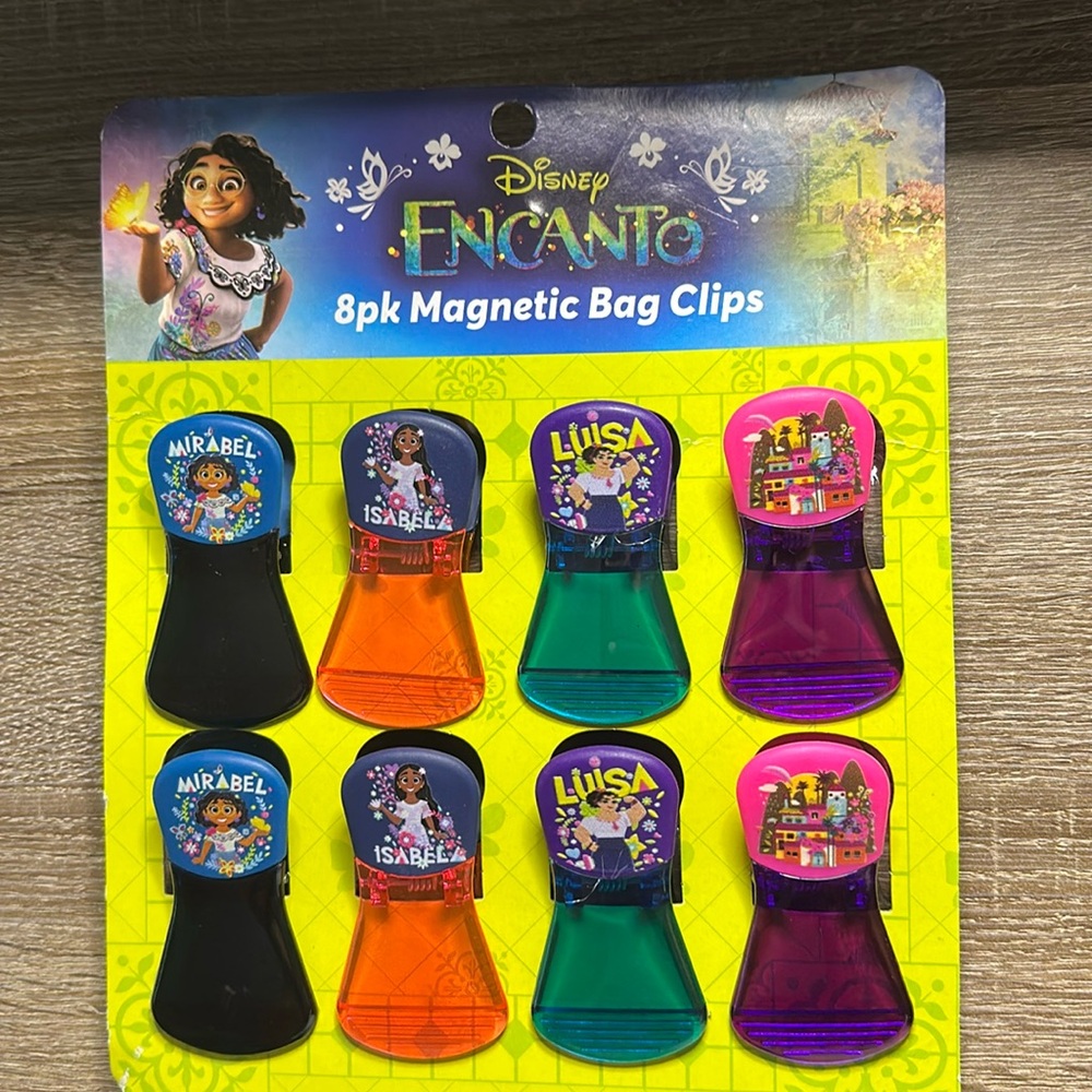 Disney 8pk Encanto magnetic bag clips New